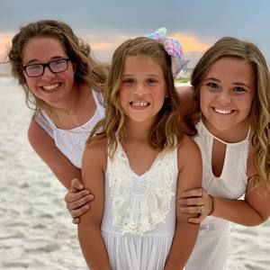 Meet your Posher, Alice